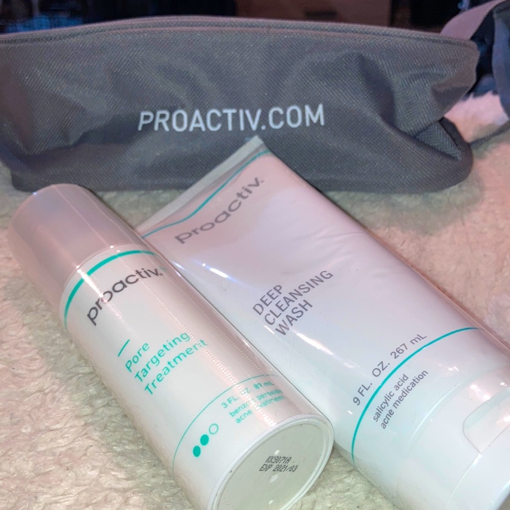 PROACTIV skincare travel set
